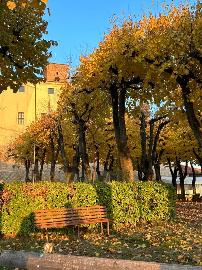 Takápradalù Vila Cisterna dʼAsti Exterior foto